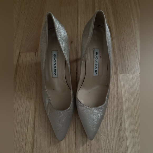 Manolo Blahnik Shoes - Manolo Blahnik Pumps
